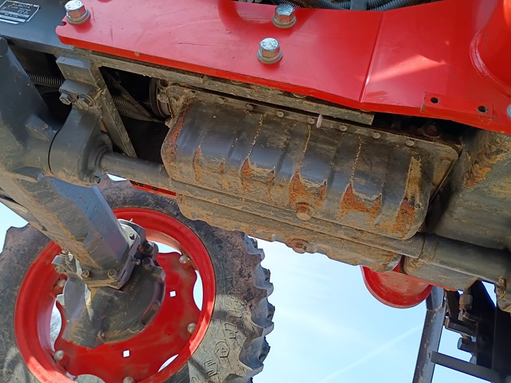 2019-kubota-m7060-image-22