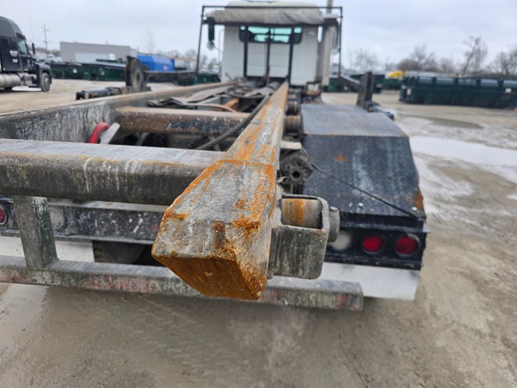 #22591-•-2007-mack-cv713-granite-roll-off-truck-image-78