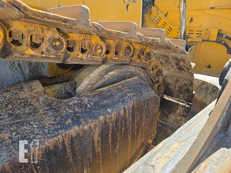 2018-deere-1050k-image-28