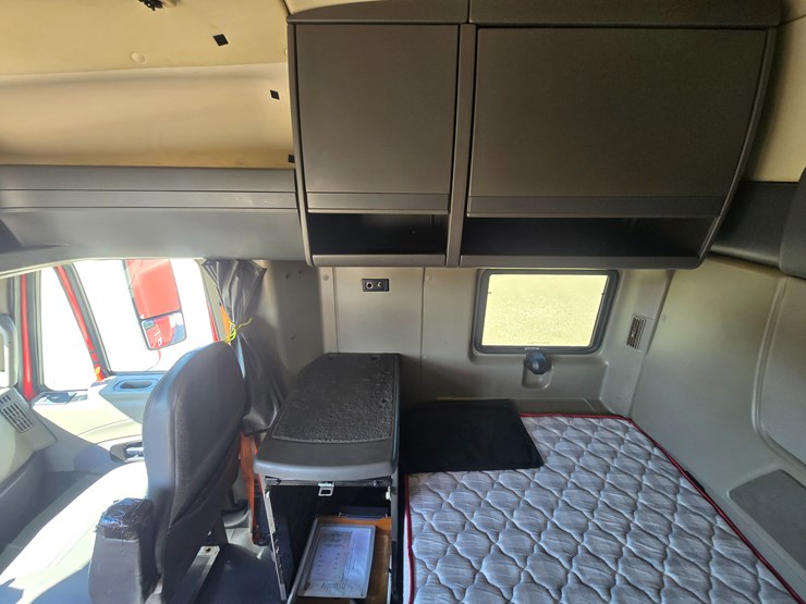 2014-international-prostar-image-71