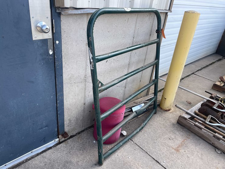 #7066-•-gate-(o3)-image-2