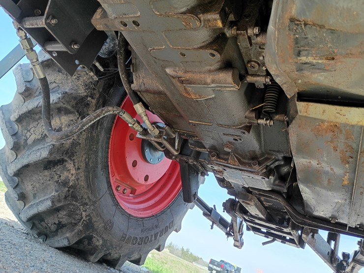 2019-kubota-m7060-image-80