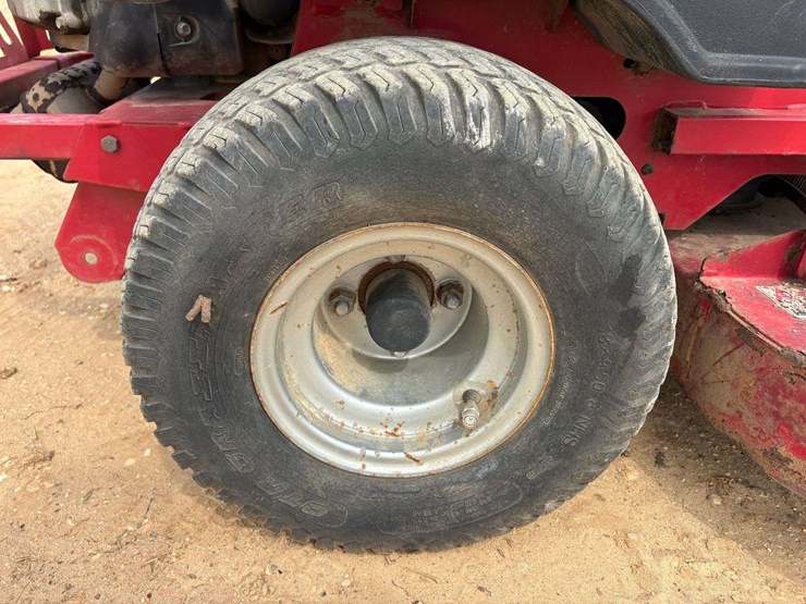 bigdog-48"-cut-zero-turn-mower-image-15