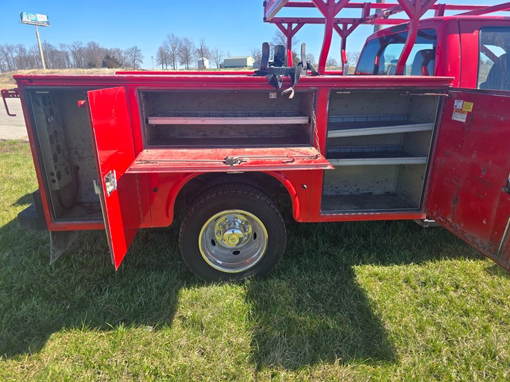 2016-ford-f550-image-50