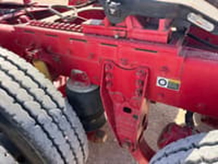 2011-kenworth-t800-image-11