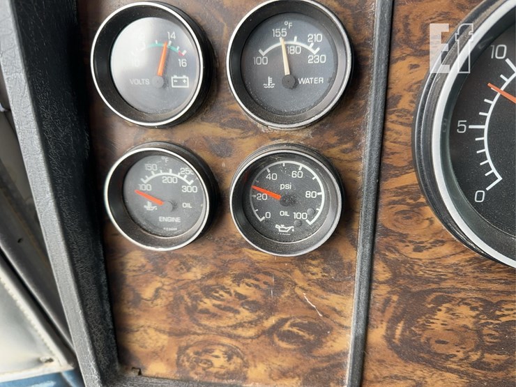 1998-kenworth-t800-image-70