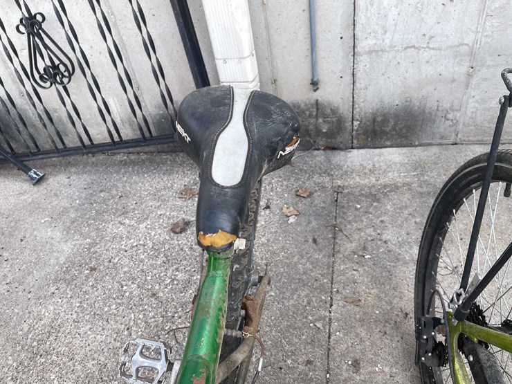 #7073-•-(3)-bikes-(o4)-image-21