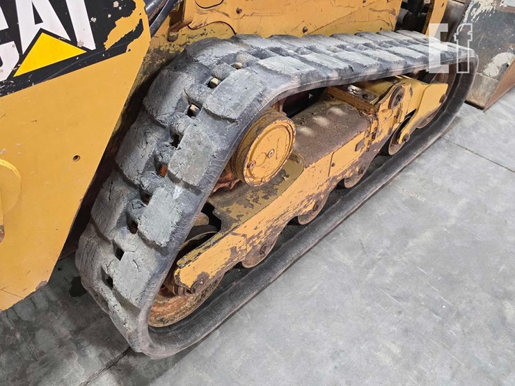 2018-caterpillar-259d-image-37