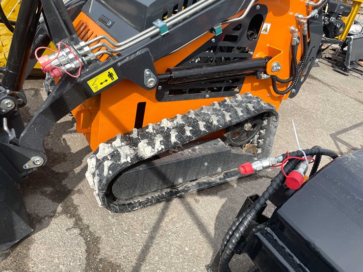 #7048-•-unused-arteer-480-mini-skid-steer-loader-(o10)-image-8