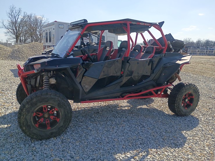 2015-polaris-ranger-image-2
