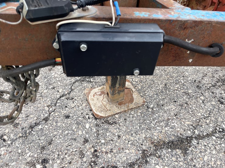 #1461-•-2001-ditch-witch-5'-x-13'-tilt-deck-trailer-(no-title)-(of)-image-10