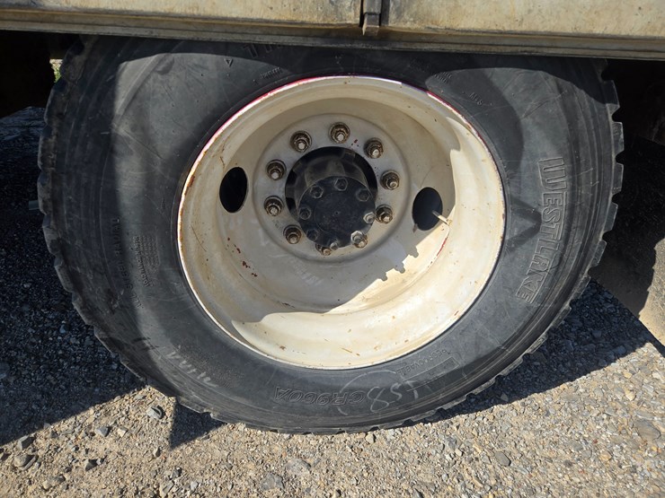 2007-international-durastar-4300-image-71