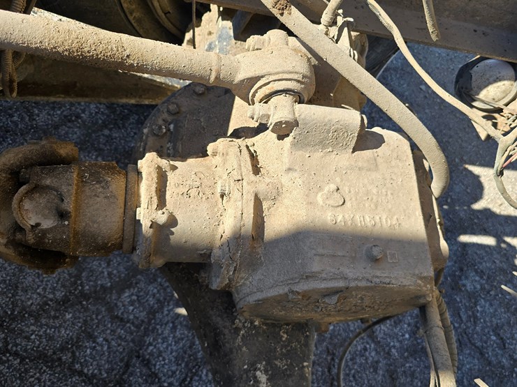 2001-mack-rd688s-image-90