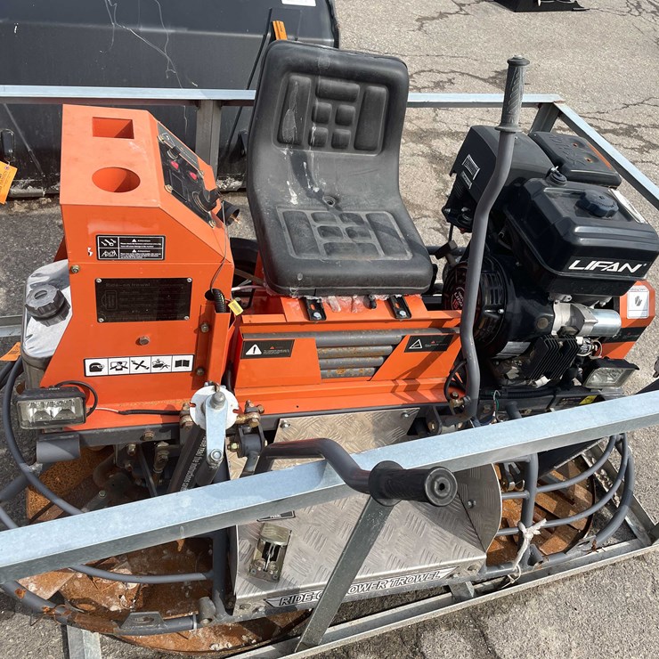 #7057 • Unused Ride On Concrete Trowel (O9)