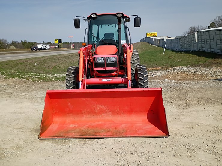 2019-kubota-m7060-image-15