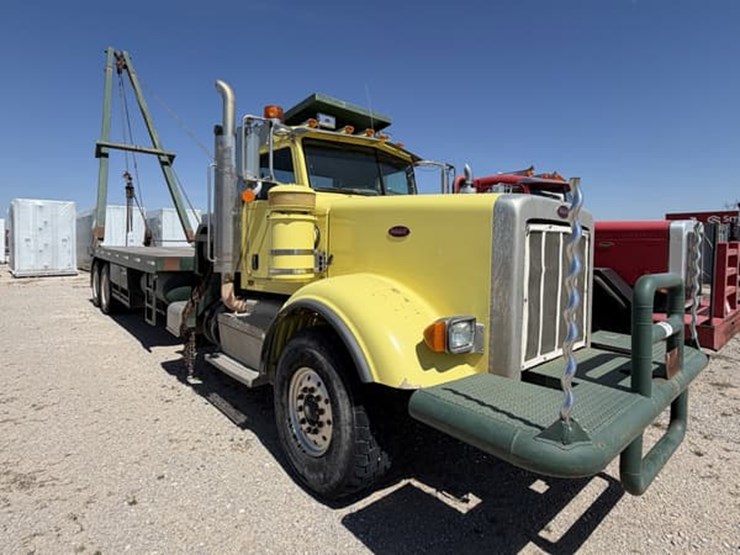 2013-peterbilt-367-image-2