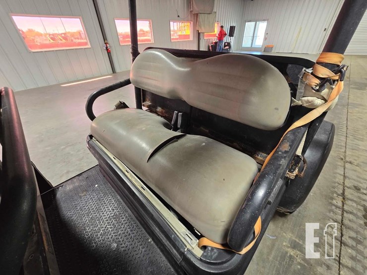 club-car-carryall-1700-image-15