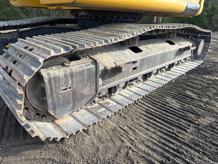 2019-deere-345g-lc-image-21