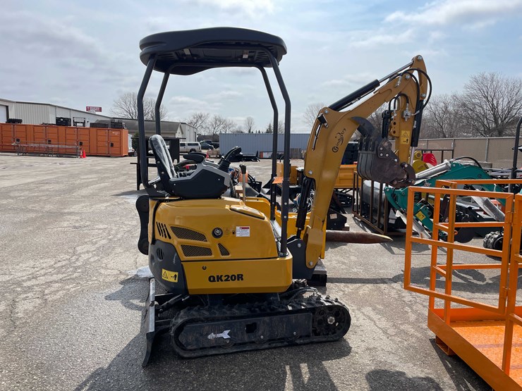 #7079-•-2026-qk-20r-mini-excavator-(g10)-image-2