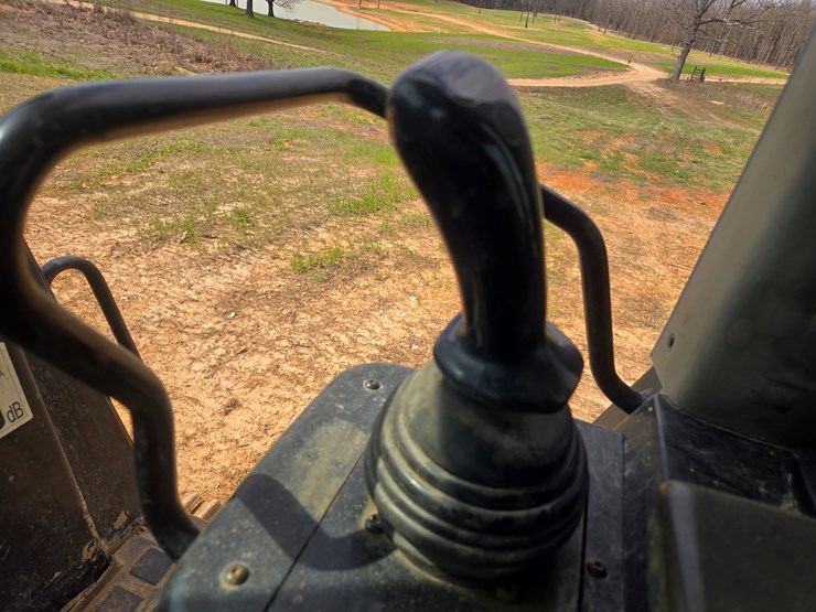 2005-caterpillar-953c-image-56