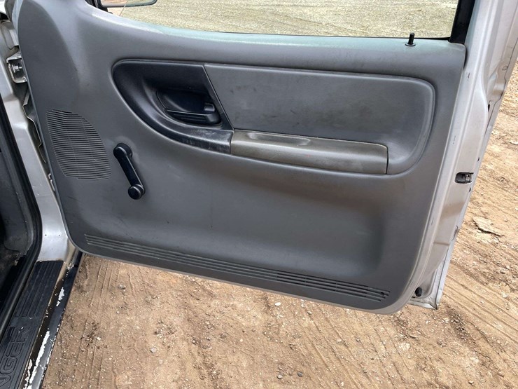 2004-ford-ranger-image-15