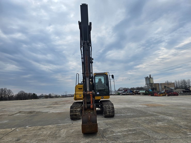 2014-deere-160g-lc-image-17