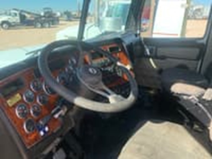 2012-western-star-4900-image-12