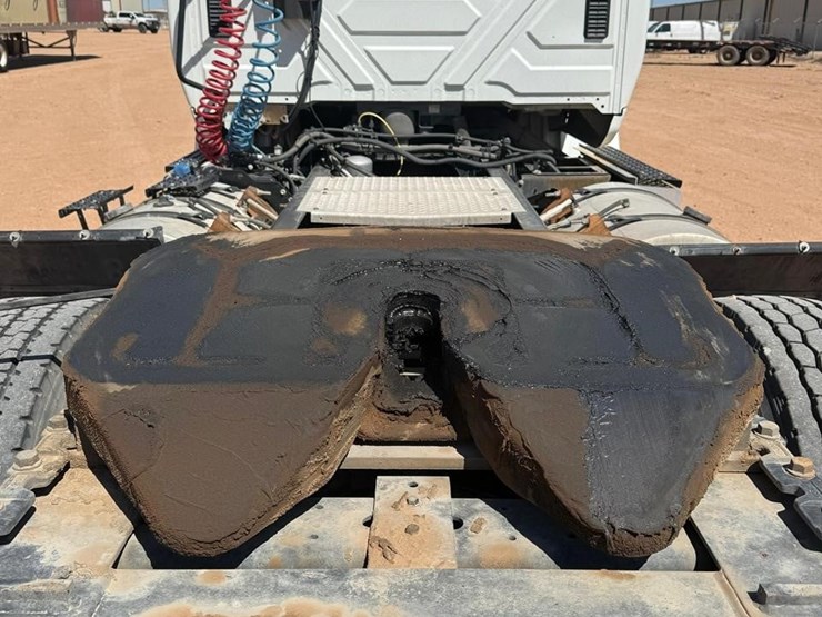 2017-international-transtar-8600-image-8