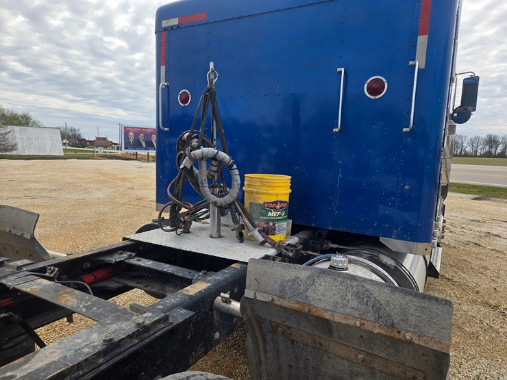 1999-kenworth-w900-image-99