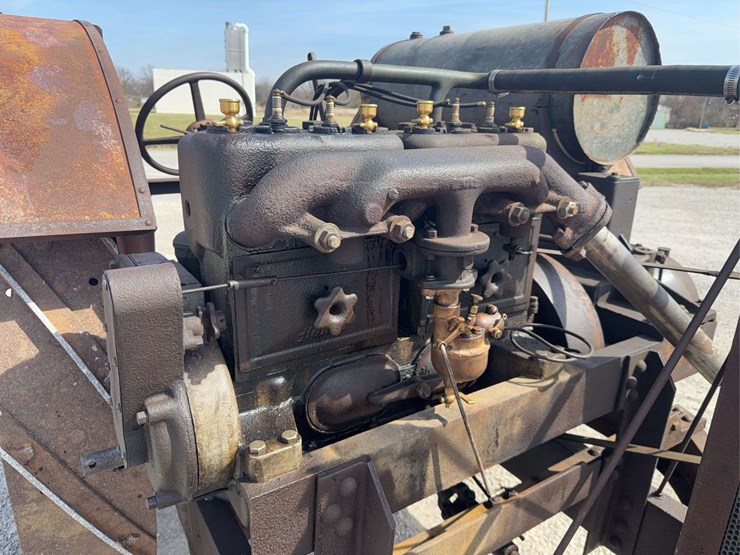 huber-light-four-image-19