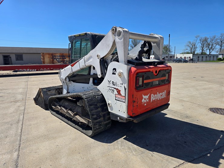 2020-bobcat-t770-image-7