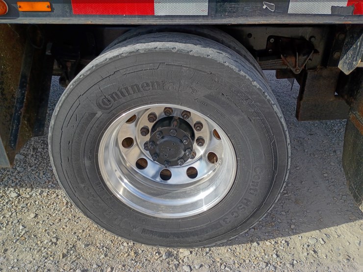 2005-ford-f750-image-110