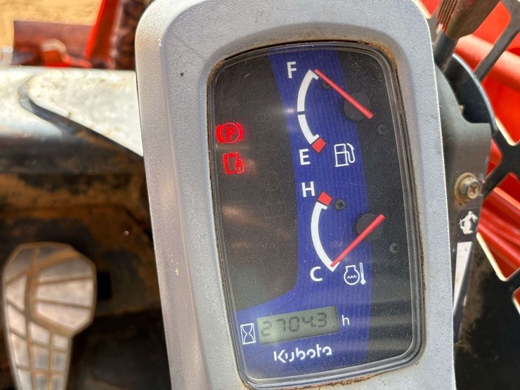 kubota-svl90-2-image-11