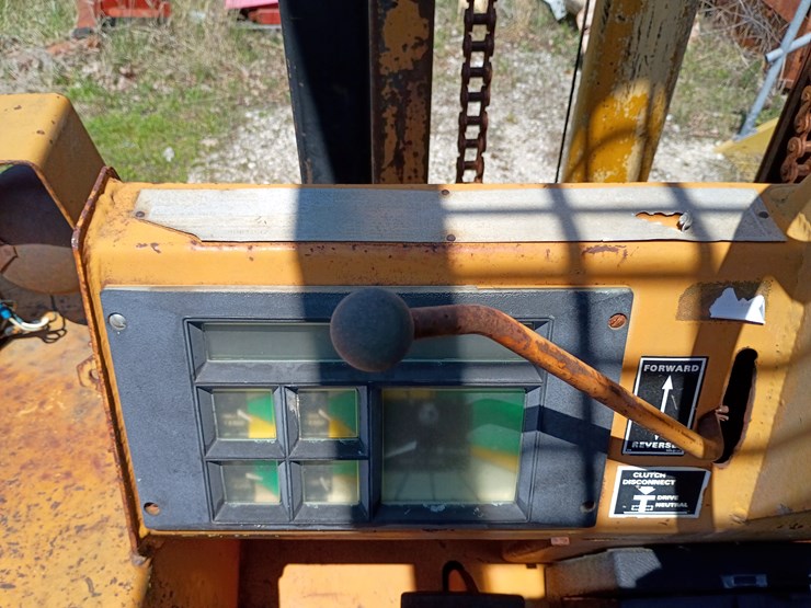 1979-case-586c-image-22