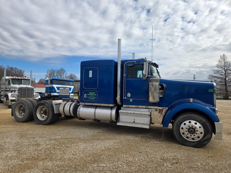 1999-kenworth-w900-image-25