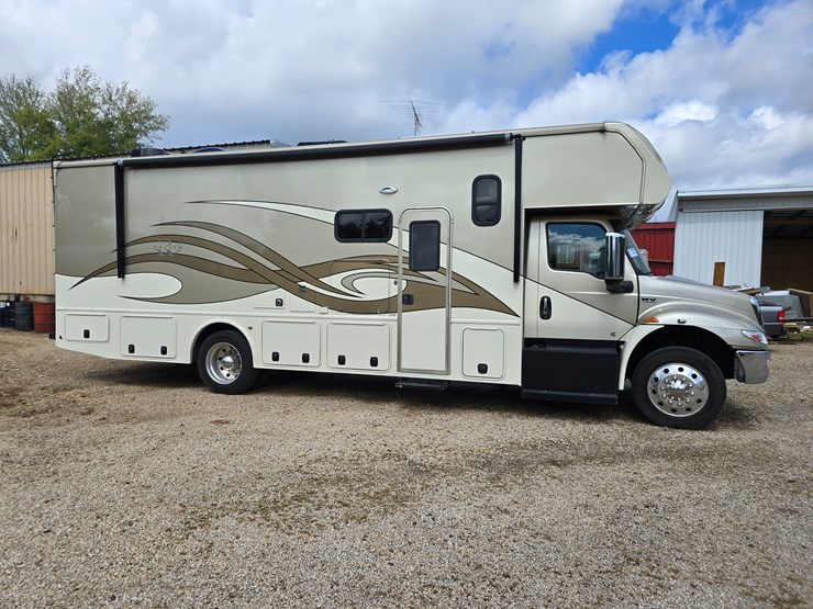 2021-international-mv607-image-30