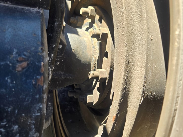 2016-peterbilt-579-image-83