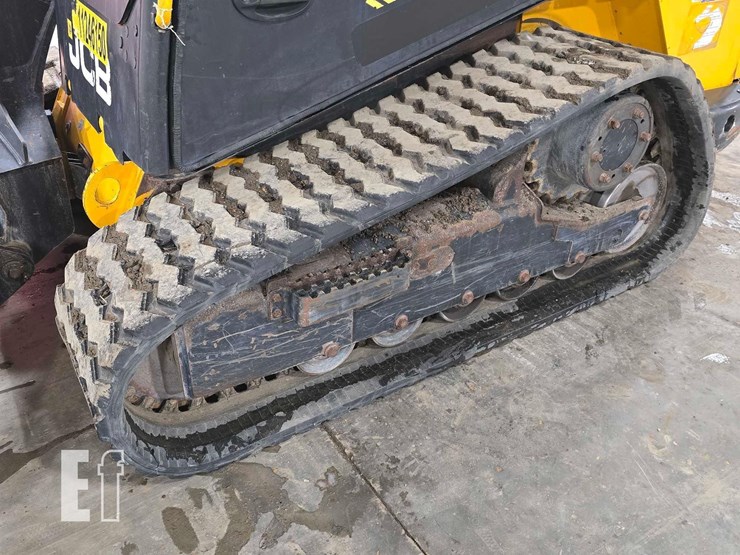 2021-jcb-3ts-8t-image-26