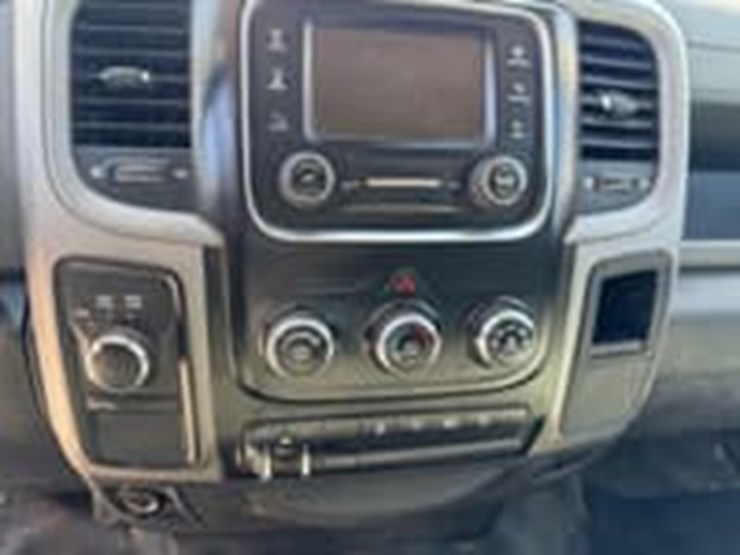 2014-ram-2500-tradesman-image-19