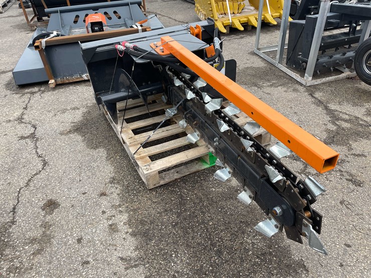 #7037-•-unused-wolverine-48"-skid-steer-trencher-(o10)-image-4