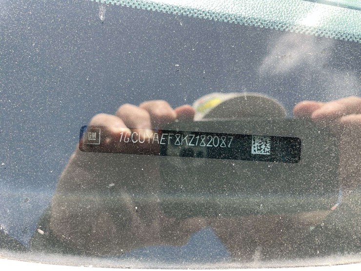 2019-chevrolet-silverado-1500-image-26