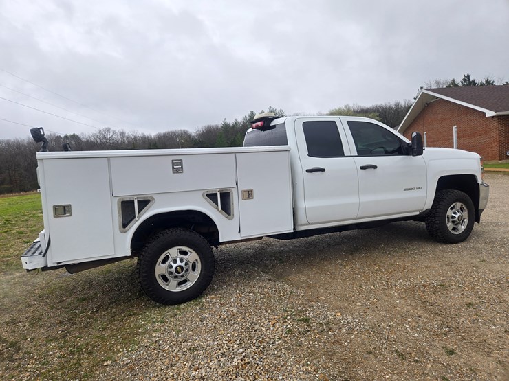 2019-chevrolet-silverado-2500-image-18