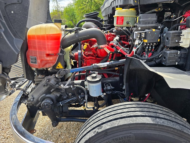 2021-international-mv607-image-46