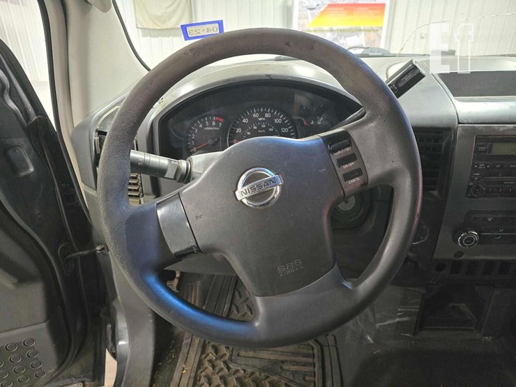 2006-nissan-titan-image-10