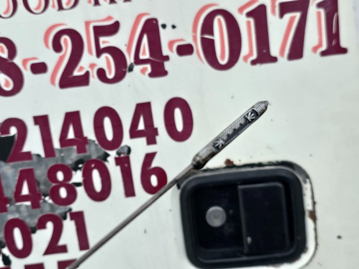 #22591-•-2007-mack-cv713-granite-roll-off-truck-image-39