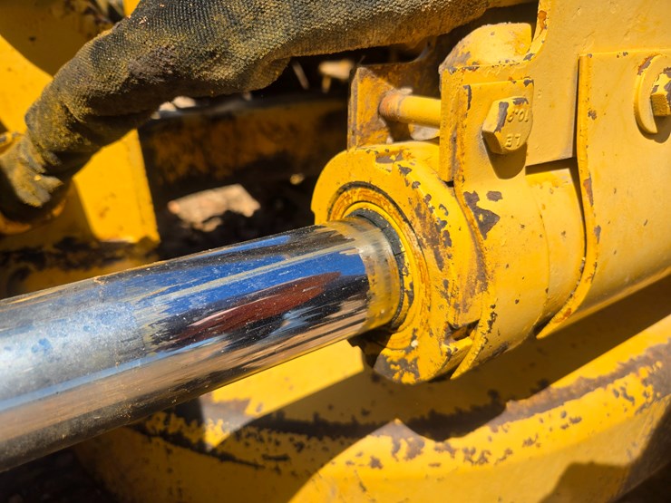 1998-deere-650g-image-69