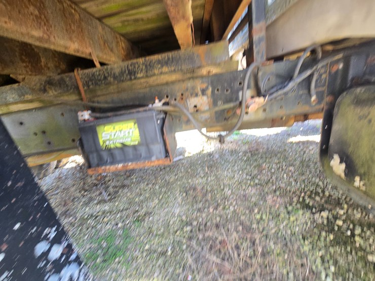 1997-ford-f700-image-73