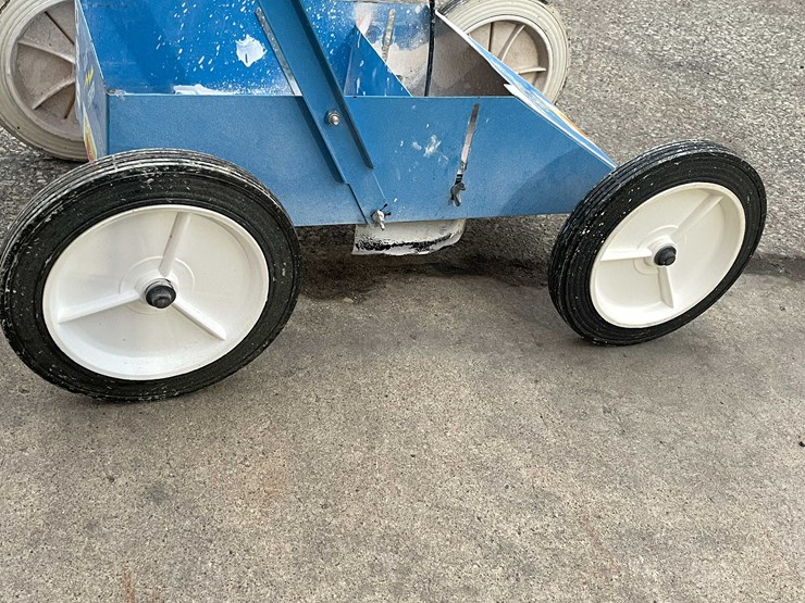 #7014-•-pioneer-quick-striper-(o3)-image-7