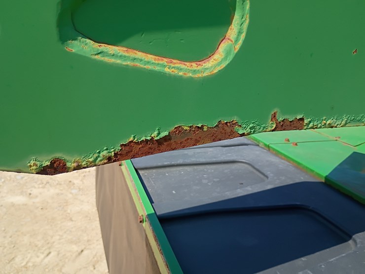 2013-john-deere-630-image-47