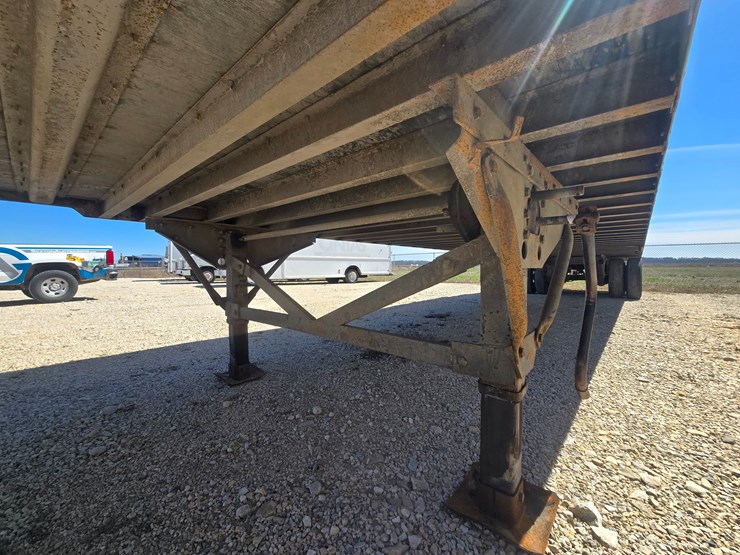 2012-great-dane-van-trailer-image-34